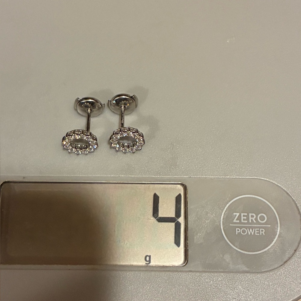 Authentic Tiffany & Co. Open Circle Platinum Diamond Stud Earrings - Picture 16 of 16